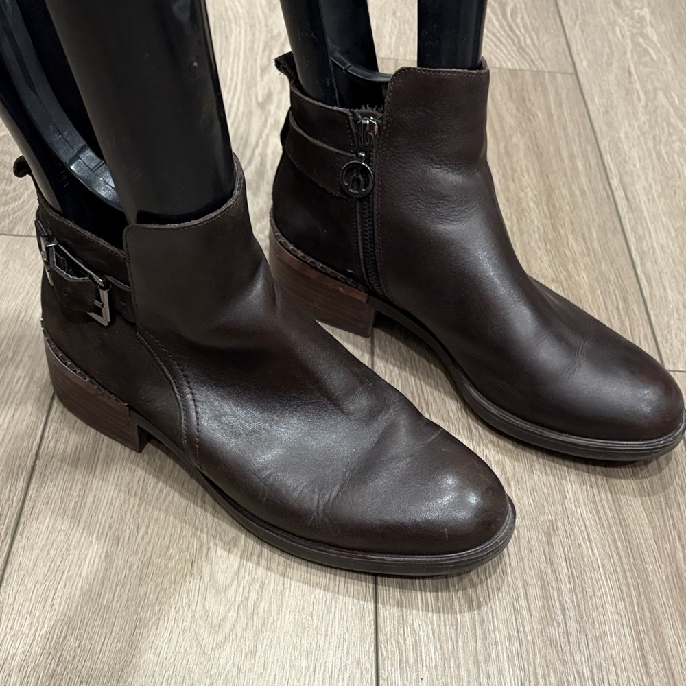 Wishbone Brown Leather Ankle Boots 8.5